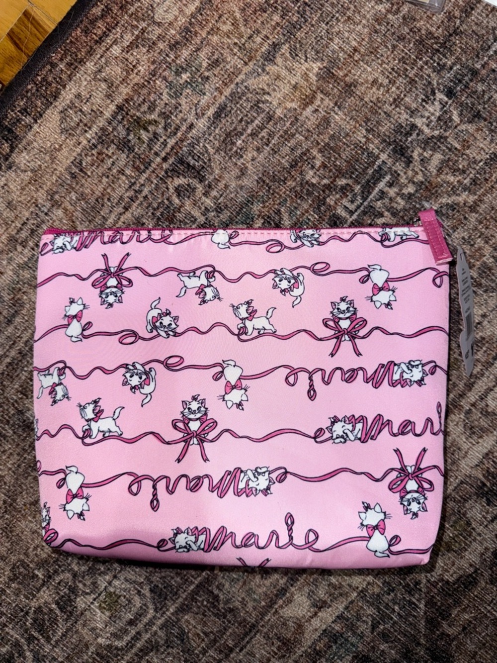 NWT Aristocats “Marie” Zip Pouch
